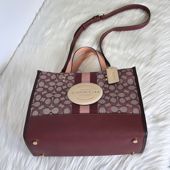 NWT💃Coach Dempsey Carryall In Signature Jacquard With Stripe And Coach Patch - Picture 10 of 12